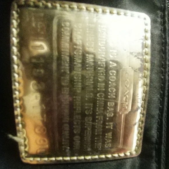 Coach Poppy Large Purse - Picture 3 of 3